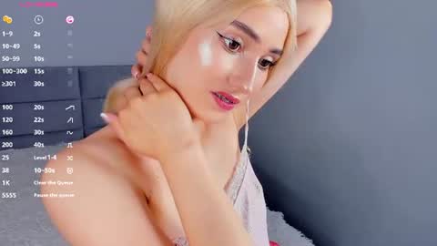Snapshot of barbimia chatting on 06.30.26 Mia online show from 06.30.26