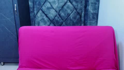 Snapshot of barby_jones25 chatting on 12.18.25 Barby online show from 12.18.25