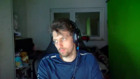 Snapshot of barca200 chatting on 02.13.25 barca200 online show from 02.13.25