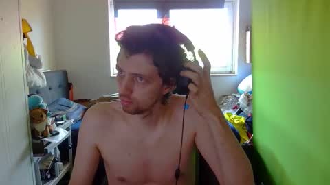 Snapshot of barca200 chatting on 09.29.25 barca200 online show from 09.29.25