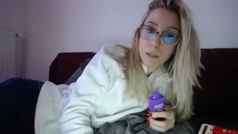 Lena online show from 02.11.25