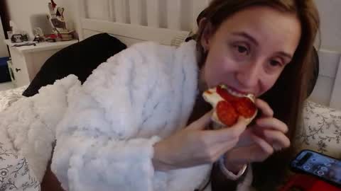Lena online show from 12.17.25