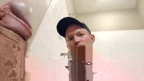 Snapshot of barniemay1 chatting on 09.28.25 barniemay1 online show from 09.28.25