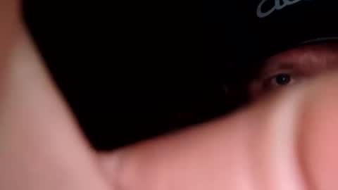 Snapshot of barniemay1 chatting on 10.11.25 barniemay1 online show from 10.11.25