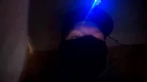 barniemay1 online show from 10.31.25