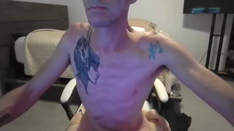 Snapshot of barryblackgun chatting on 02.10.25 barryblackgun online show from 02.10.25