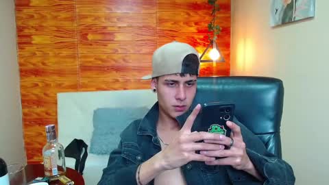 Snapshot of bastiaan_28 chatting on 12.04.24 Bastian online show from 12.04.24