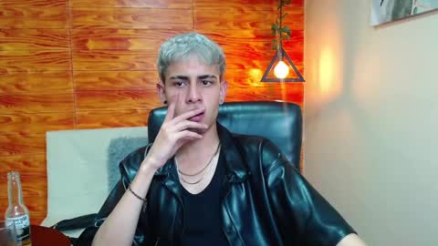Snapshot of bastiaan_28 chatting on 12.24.24 Bastian online show from 12.24.24