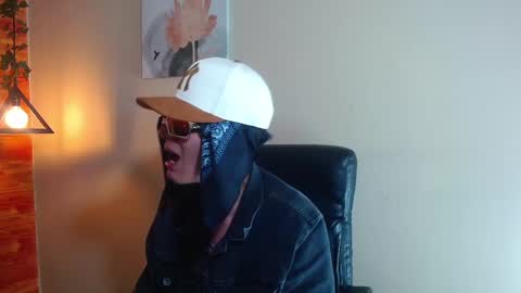 Snapshot of bastiaan_28 chatting on 02.14.25 Bastian online show from 02.14.25