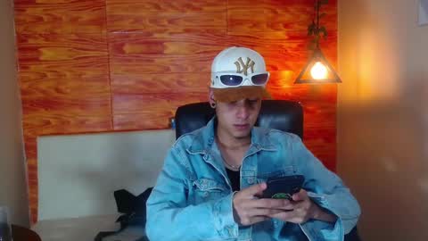 Snapshot of bastiaan_28 chatting on 02.19.25 Bastian online show from 02.19.25