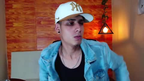 Snapshot of bastiaan_28 chatting on 02.19.25 Bastian online show from 02.19.25