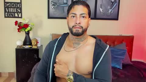 bastian_jones1 online show from 03.06.25