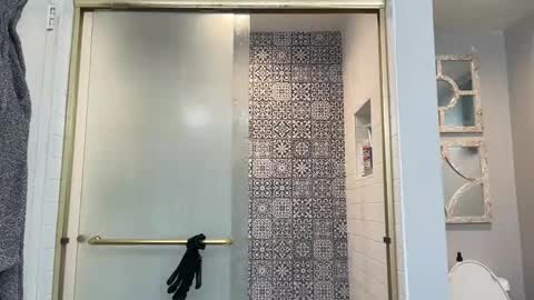 batman25326 online show from 12.21.24