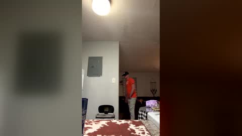 Snapshot of battlewolfxx chatting on 04.14.26 battlewolfxx online show from 04.14.26