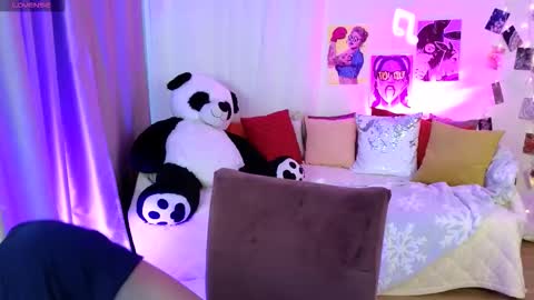 Snapshot of battymelody chatting on 10.07.25 atty online show from 10.07.25