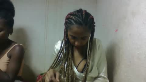 bavianona online show from 10.14.25