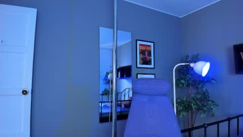 BAYONETTA DOLL  online show from 01.07.26