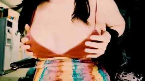 Snapshot of baztobias1 chatting on 09.24.25 Brynn Vixen online show from 09.24.25