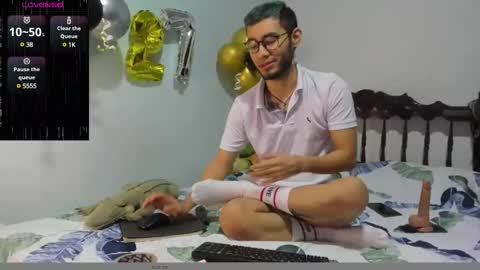 alex independent model   ig bbalexmoon online show from 12.16.24