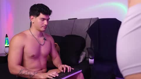 Snapshot of bbbeachboy chatting on 07.15.26 Valentino online show from 07.15.26