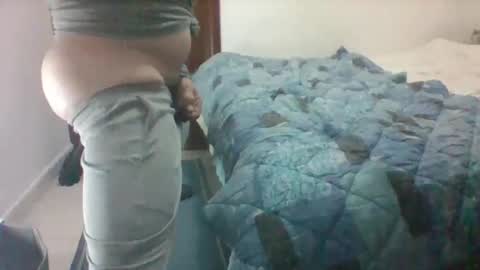 bboy3333333 online show from 02.26.25