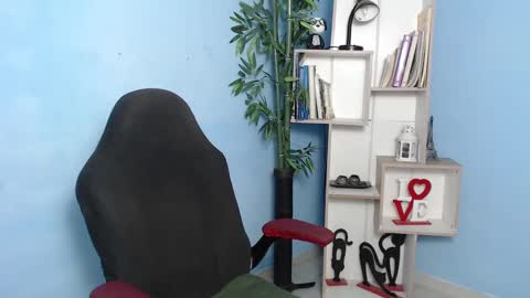 Snapshot of bbw_charlote chatting on 01.16.25 Charlote online show from 01.16.25
