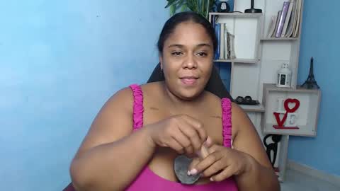 Snapshot of bbw_charlote chatting on 02.10.25 Charlote online show from 02.10.25