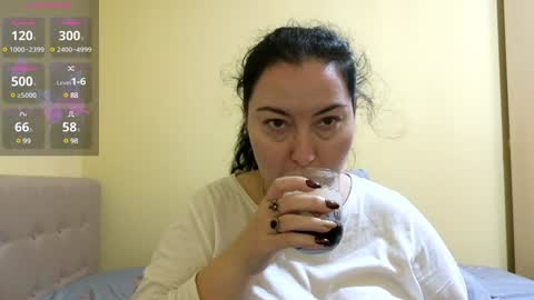 Snapshot of bbw_milf_4u chatting on 01.15.25 Emma online show from 01.15.25