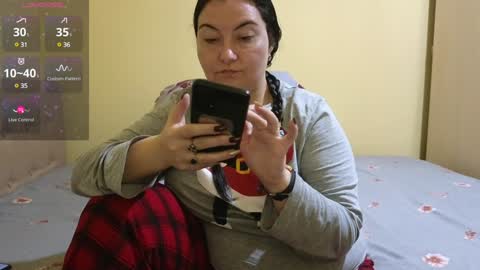 Snapshot of bbw_milf_4u chatting on 02.04.25 Emma online show from 02.04.25