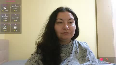 Snapshot of bbw_milf_4u chatting on 03.06.25 Emma online show from 03.06.25