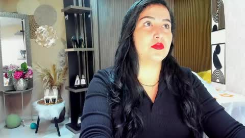 Snapshot of bbwluxurymuse chatting on 05.13.26 bbwluxurymuse online show from 05.13.26