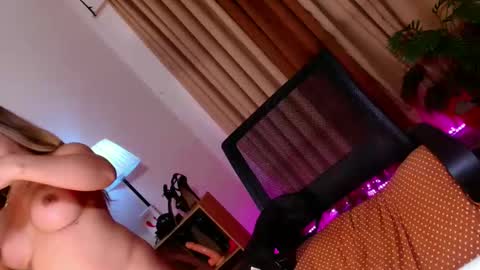 bby_lexielore69 online show from 11.15.25