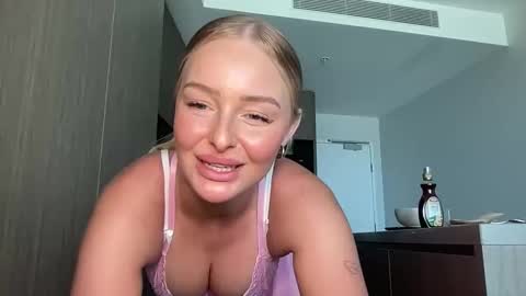 Bree online show from 11.02.25