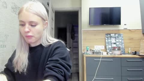 Summer BABY online show from 01.21.25