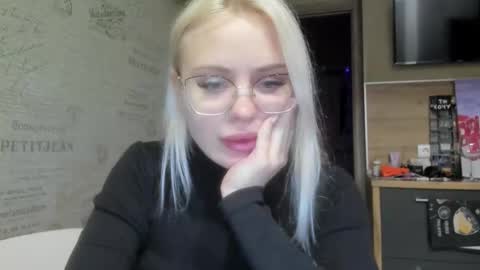 Summer BABY online show from 02.18.25