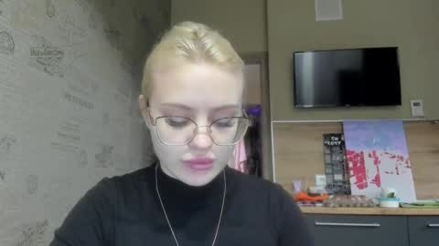 Summer BABY online show from 02.18.25