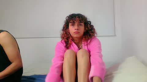 Sara  Juan online show from 12.18.24