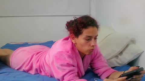 Sara  Juan online show from 12.30.24