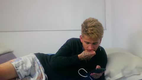 Sara  Juan online show from 01.02.25