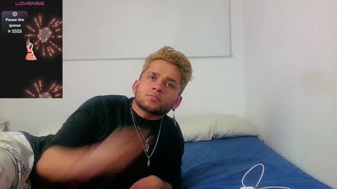 Sara  Juan online show from 01.07.25