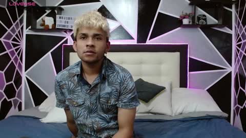 Sara  Juan online show from 02.03.25