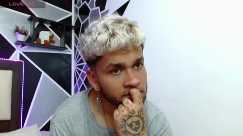 Sara  Juan online show from 03.11.25