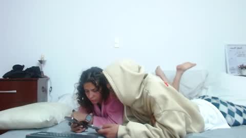 Sara  Juan online show from 10.12.25