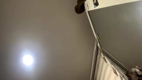 Snapshot of be_sinners chatting on 11.24.25 Sara Juan online show from 11.24.25