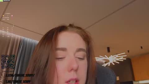 kim3 INDEPENDENT MODEL online show from 10.17.25