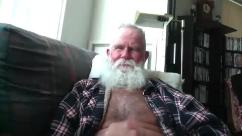 beardbushy online show from 11.20.25