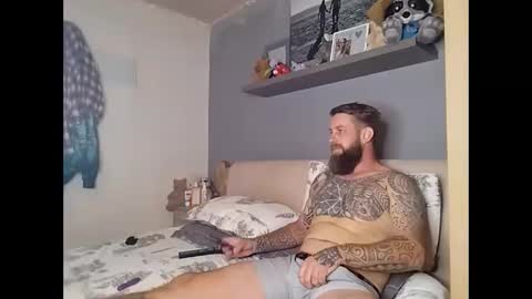 beardedtattedguy online show from 09.17.25