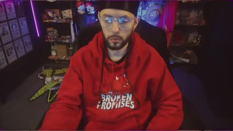 Snapshot of beastbxy chatting on 11.09.25 beast bxy online show from 11.09.25