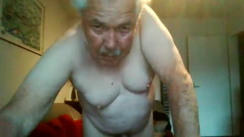 Snapshot of beatli chatting on 12.20.24 Beat online show from 12.20.24