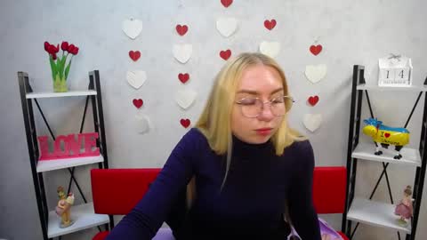 BeatriceFlyy online show from 12.14.24